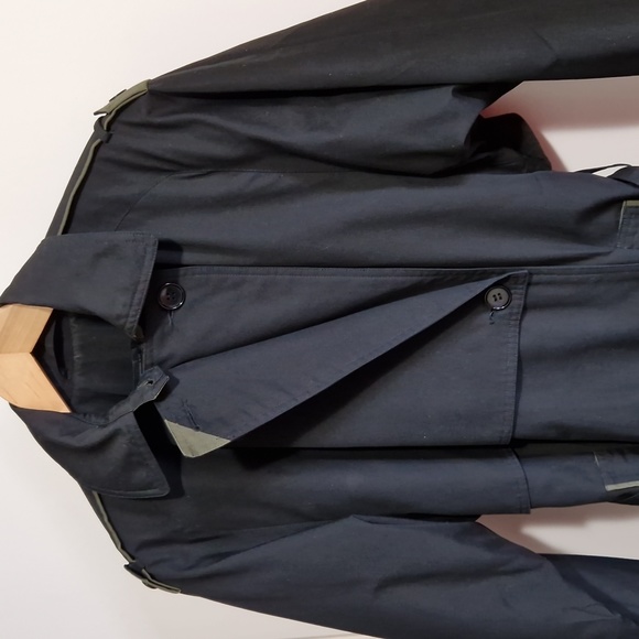 Black vintage trench coat with khaki detail - Picture 2 of 12